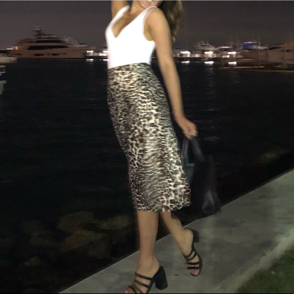 Express x Rocky Barnes - XS Cheetah Silk Print Skirt